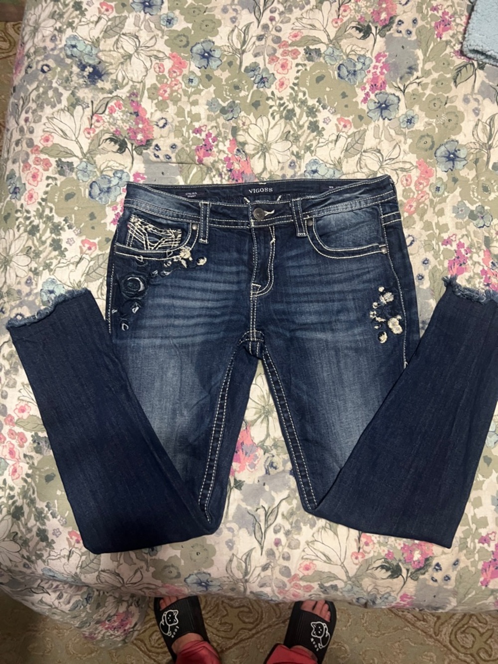 Vigoss Chelsea Dark Blue Skinny Jeans with Embellished Floral Details